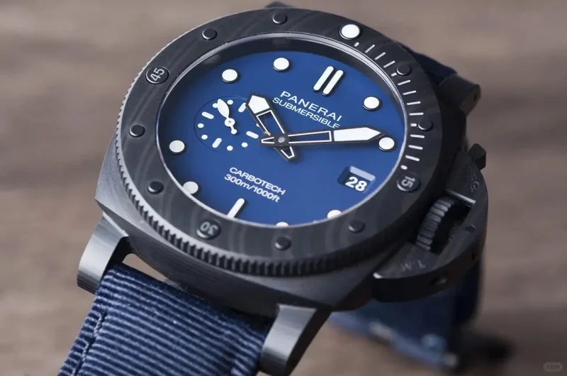 Panerai Submersible Men Automatic Blue Rubber Watch PAM01232 - Image 3