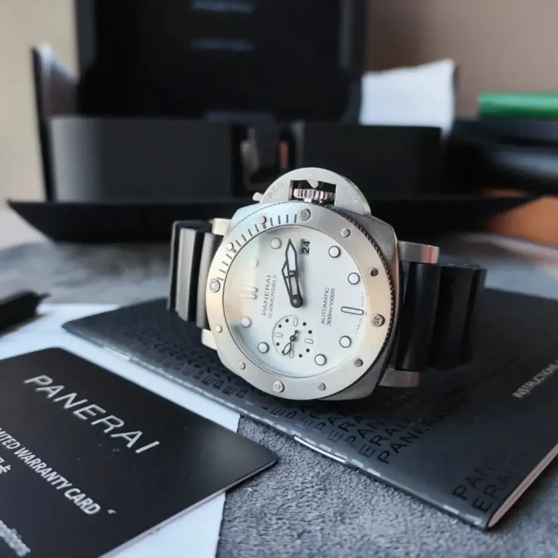 Panerai Submersible Men Automatic White Rubber Watch PAM01223 - Image 6