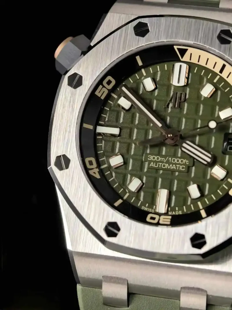 Audemars Piguet Royal Oak Offshore Diver Green 15710ST.OO.A052CA.01 - Image 6
