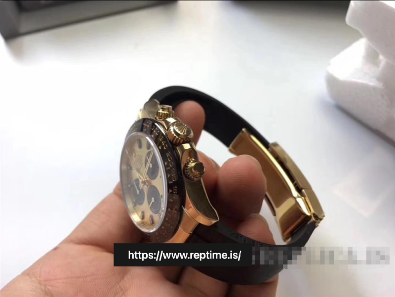 Rolex Daytona 116518.2 Men Gold & Black 40MM - Image 3