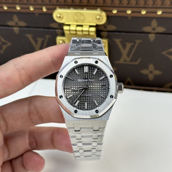 Swiss 1:1 Audemars Piguet Replica 11 Watch Royal Oak 15450ST Grey Dial Factory APS 37mm - Top Watch - Image 2