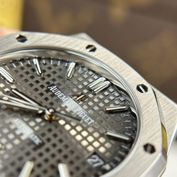 Swiss 1:1 Audemars Piguet Replica 11 Watch Royal Oak 15450ST Grey Dial Factory APS 37mm - Top Watch - Image 5