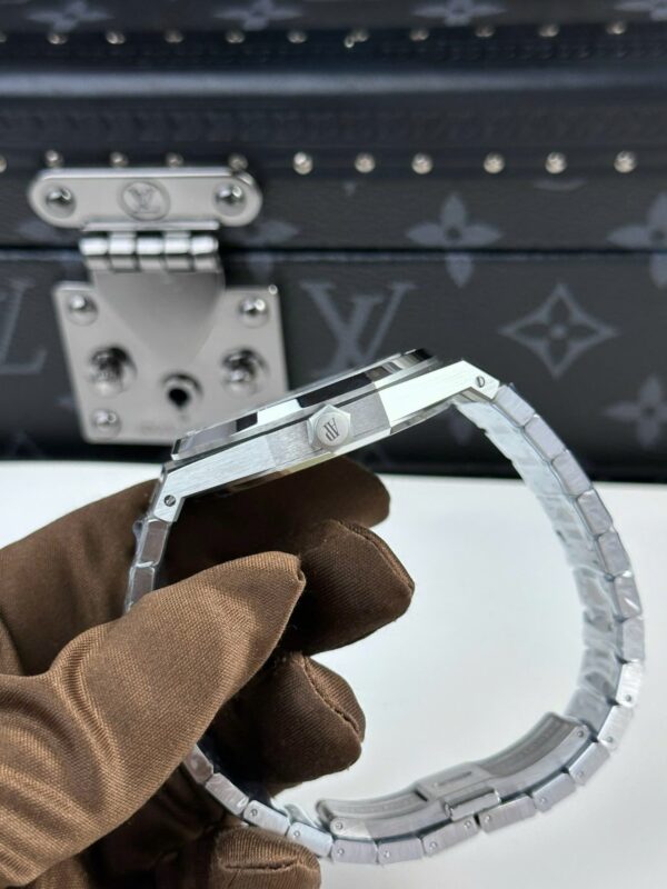 Replica Audemars Piguet Royal Oak 15400ST Replica Watches Dial Blue APS Factory 41mm - Top Watch - Image 8