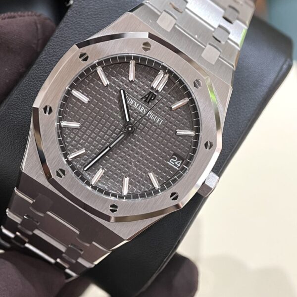 Replica Audemars Piguet Royal Oak 15500ST Replica 1:1 Watch Gray Dial Metal Strap ZF 41mm - Top Watch