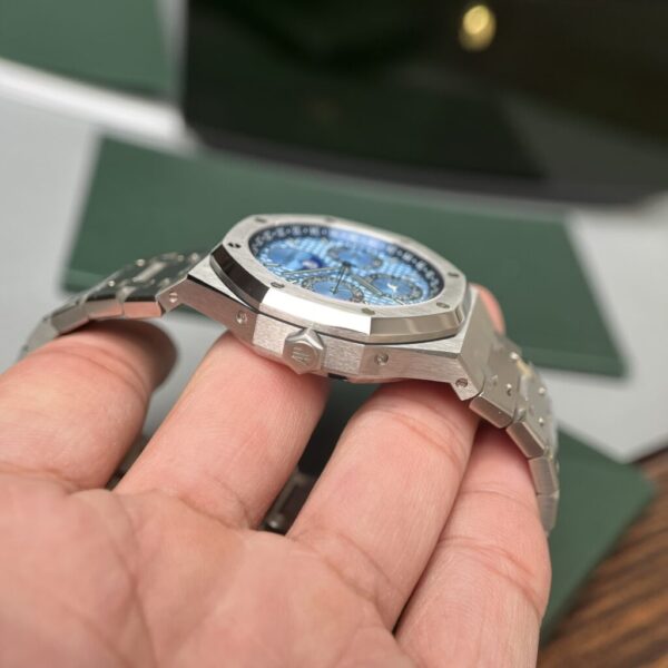 Swiss 1:1 Audemars Piguet Royal Oak 26574PT Replica 1:1 Watch Ice Blue Dial 41mm - Top Watch - Image 4
