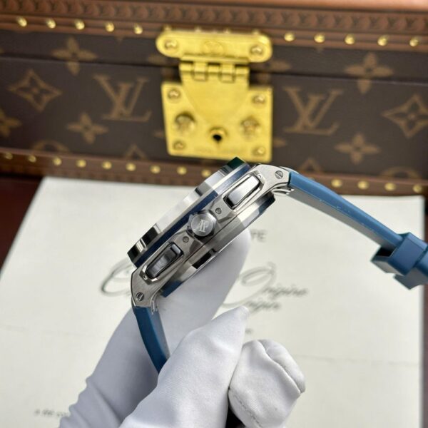 Best Fake Audemars Piguet Royal Oak Offshore Chronograph 26420 Replica Watch Blue Dial APP Factory 43mm - Top Watch - Image 8