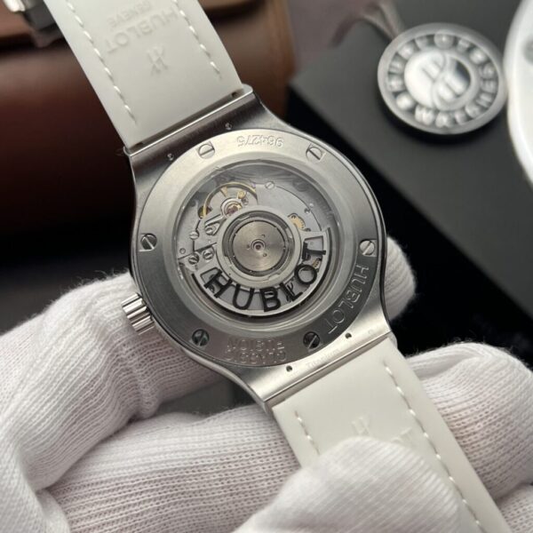 Replica Hublot Rep 11 Watch Classic Fusion White Moissanite Diamond Case 38mm - Top Watch - Image 5