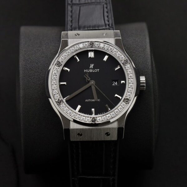 Replica Hublot Replica 11 Watch Classic Fusion Face Black Moissanite Diamond APS Factory 42mm - Top Watch - Image 2