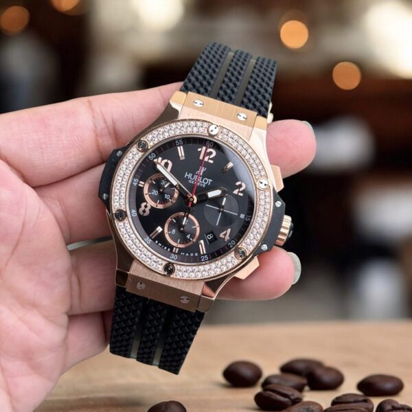 Replica Hublot Replica 1:1 Watch Stone Bezel Big Bang Chronograph King Gold 44mm - Top Watch - Image 2