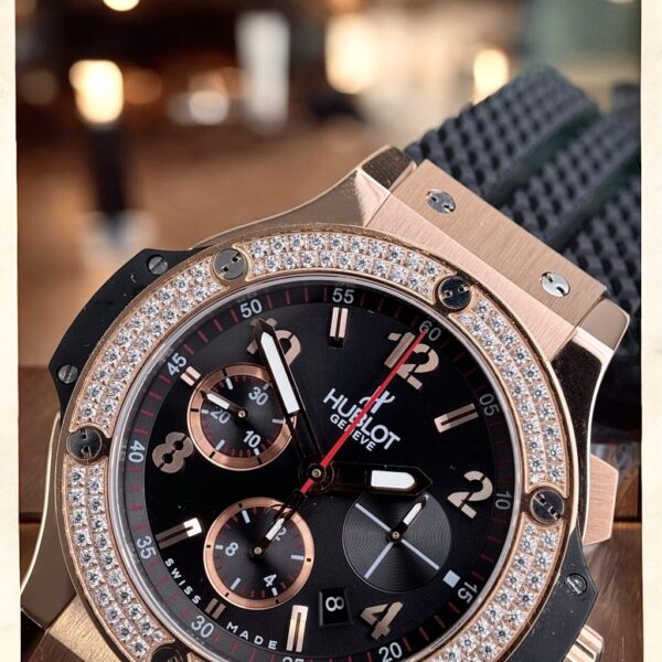 Replica Hublot Replica 1:1 Watch Stone Bezel Big Bang Chronograph King Gold 44mm - Top Watch - Image 4