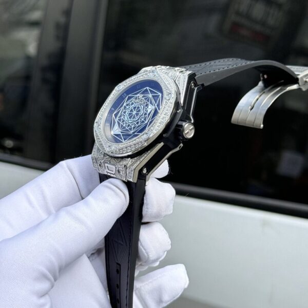 Replica Hublot Replica 1:1 Watch Big Bang Sang Bleu Titanium With Full Stone 44mm - Top Watch - Image 7