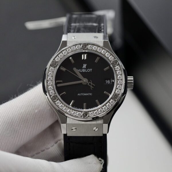 Best Fake Hublot Replica 1:1 Watch Classic Fusion Black Moissanite Diamonds Factory HB 42mm - Top Watch - Image 4