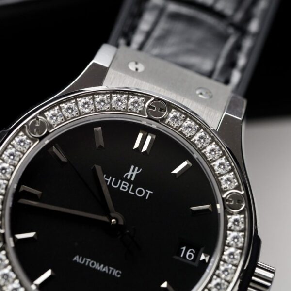 Best Fake Hublot Replica 1:1 Watch Classic Fusion Black Moissanite Diamonds Factory HB 42mm - Top Watch - Image 5