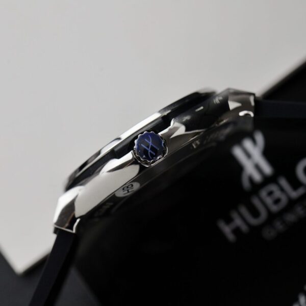 Best Fake Hublot Replica 1:1 Watch Classic Fusion Black Moissanite Diamonds Factory HB 42mm - Top Watch - Image 7