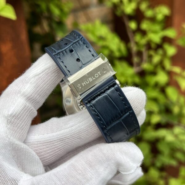 Best Fake Hublot Replica 1:1 Watch Classic Fusion Blue Diamond Black Dial 42mm - Top Watch - Image 6