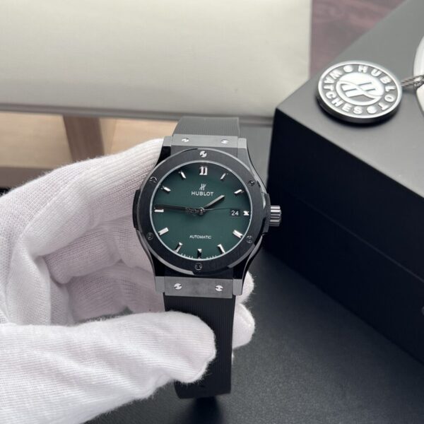 Replica Hublot Replica 11 Watch Classic Fusion Ceramic Green Dial Rubber Strap JJZ 42mm - Top Watch