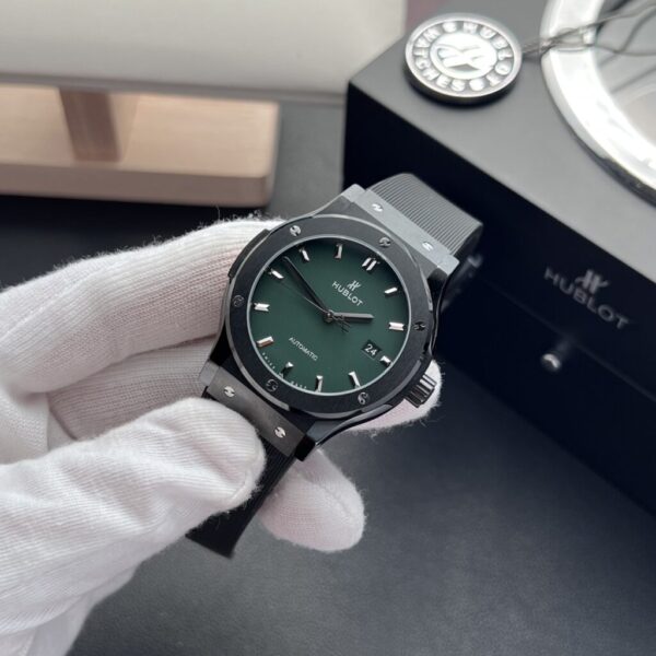 Replica Hublot Replica 11 Watch Classic Fusion Ceramic Green Dial Rubber Strap JJZ 42mm - Top Watch - Image 3