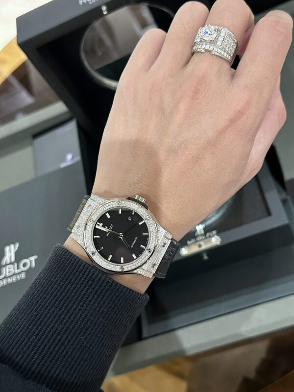Swiss 1:1 Hublot Replica 1:1 Watch Classic Fusion Full Black Moissanite Diamond 42mm - Top Watch - Image 6