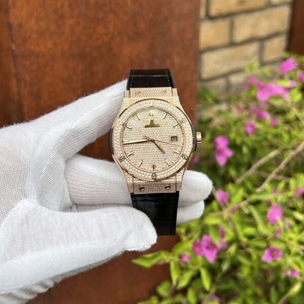 Replica Hublot Replica 11 Watch Classic Fusion King Gold With Full Diamond 42mm - Top Watch - Image 3