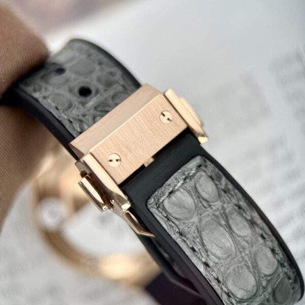 Replica Hublot Replica 11 Watch Classic Fusion King Gold Women's Grey Dial Diamond Bezel 33mm - Top Watch - Image 7