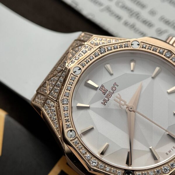 Swiss 1:1 Hublot Replica 1:1 Watch Classic Fusion Orlinski King Gold Full Diamonds White 40mm - Top Watch - 图片 3
