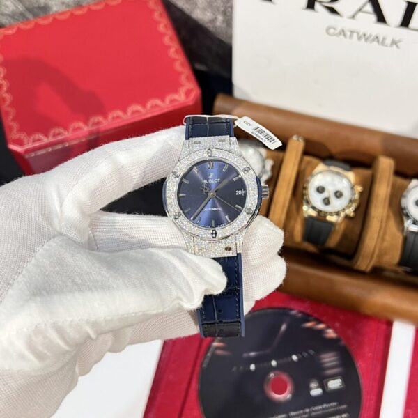 Swiss 1:1 Hublot Replica 11 Watch Classic Fusion Titanium Blue Dial With Moissanite Case 38mm - Top Watch