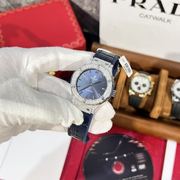 Swiss 1:1 Hublot Replica 11 Watch Classic Fusion Titanium Blue Dial With Moissanite Case 38mm - Top Watch - 图片 3