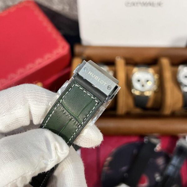 Swiss 1:1 Hublot Replica 11 Watch Classic Fusion Titanium Green Dial With Moissanite Bezel 42mm - Top Watch - Image 7