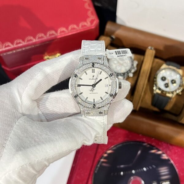 Swiss 1:1 Hublot Replica 11 Watch Classic Fusion Titanium White Dial Full Moissanite Case 38mm - Top Watch