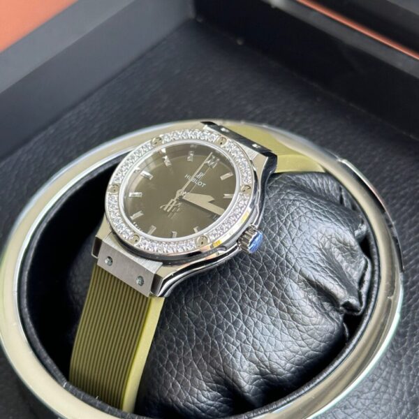 Best Fake Hublot Replica 1:1 Watch Classic Fusion Women's Green With Diamond 33mm - Top Watch - Image 3