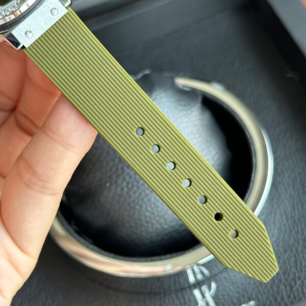 Best Fake Hublot Replica 1:1 Watch Classic Fusion Women's Green With Diamond 33mm - Top Watch - Image 5