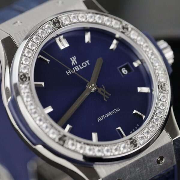 Replica Hublot Replica 1:1 Watch Face Blue Diamond Moissanite APS Factory 42mm - Top Watch - Image 5