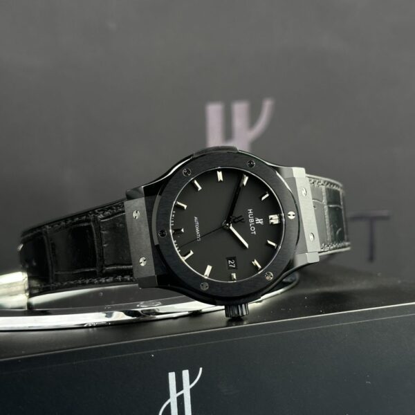 Swiss 1:1 Hublot Replica 1:1 Watch Refine SW300 Movement Black Ceramic Bezel JJZ Factory 42mm - Top Watch - Image 2
