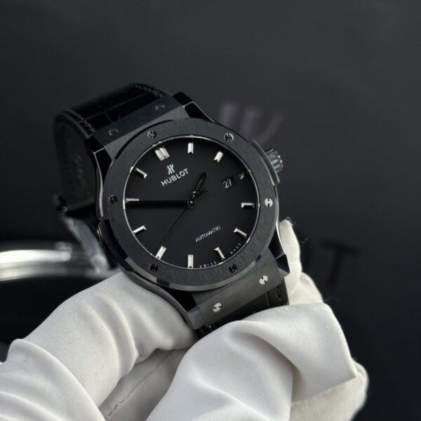 Swiss 1:1 Hublot Replica 1:1 Watch Refine SW300 Movement Black Ceramic Bezel JJZ Factory 42mm - Top Watch - Image 3