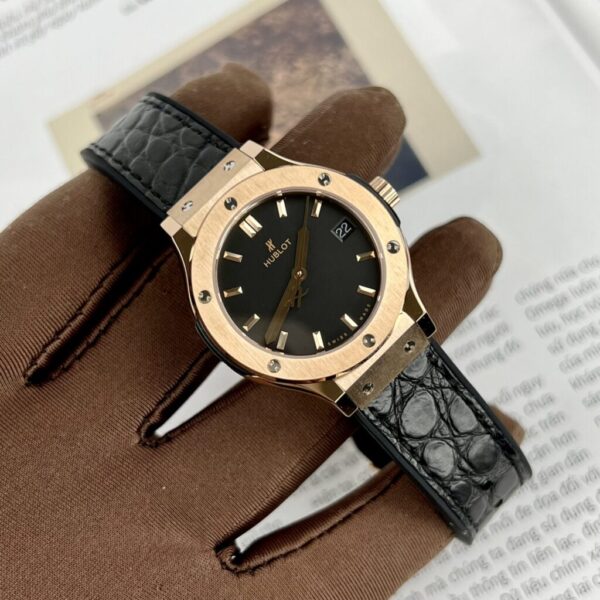 Replica Hublot Replica Watch Classic Fusion King Gold Women's Black Swiss 1:1 Movement 33mm - Top Watch