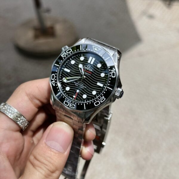 Best Fake Omega Replica 1:1 Watch Seamaster Black Dial Full Set VS Factory 42mm - Top Watch - Image 3