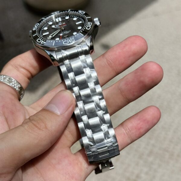 Best Fake Omega Replica 1:1 Watch Seamaster Black Dial Full Set VS Factory 42mm - Top Watch - Image 4