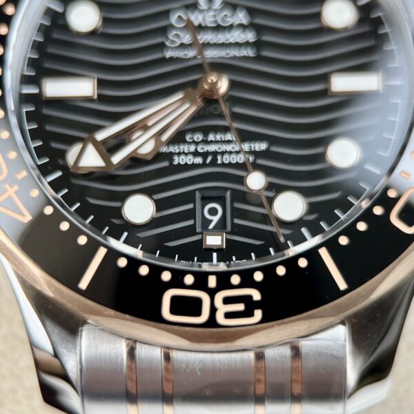 Swiss 1:1 Omega Replica 1:1 Watch Seamaster Black Wave Pattern Demi Factory VS 42mm - Top Watch - Image 5