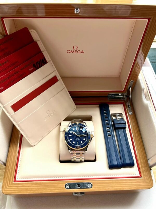 Replica Omega Replica 1:1 Watch Seamaster Diver 300m Chronometer Blue Demi Gold 42mm - Top Watch