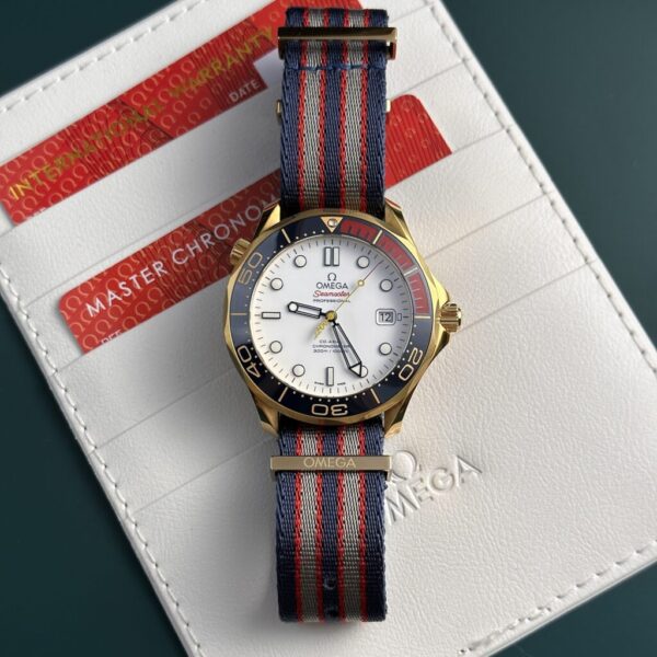 Best Fake Omega Replica Watch Seamaster Diver 300M 007 Edition Nato Fabric Strap 42mm - Top Watch