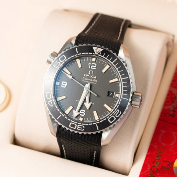 Best Fake Omega Replica Watch Seamaster Planet Ocean Black Dial Rubber Strap Factory VS 43.5mm - Top Watch - Image 3
