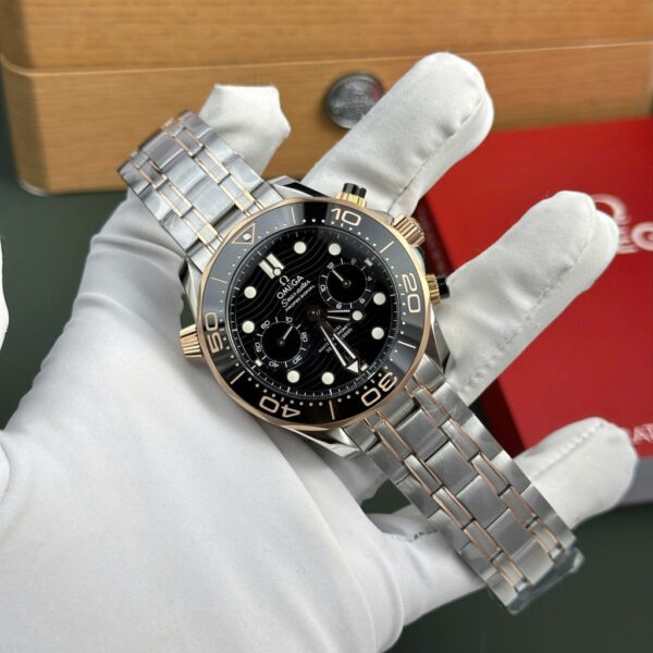 Best Fake Omega Seamaster Diver 300M Chronograph Replica Watches Black Dial N1 Factory 44mm - Top Watch - Image 2