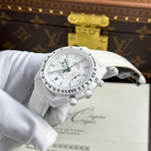 Swiss 1:1 Omega Speedmaster White Ceramic Replica Watch Best Fake Quality N1 Factory 44mm - Top Watch - Image 5