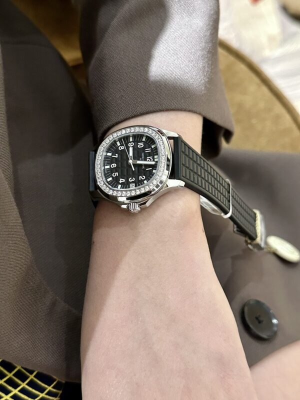 Swiss 1:1 Patek Philippe Aquanaut 5067 Women's Black With Diamond Bezel Replica 1:1 Watch PPF 35.6mm - Top Watch - Image 6