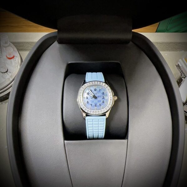 Best Fake Patek Philippe Aquanaut 5072R Replica Watch Blue Rubber Strap PPF 35.6mm - Top Watch