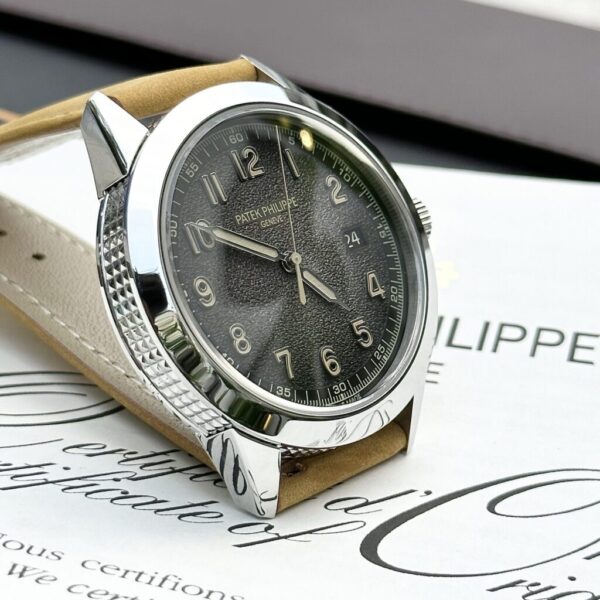 Replica Patek Philippe Calatrava 5226G Replica 1:1 Watch Men's Leather Strap 40mm - Top Watch - Image 4