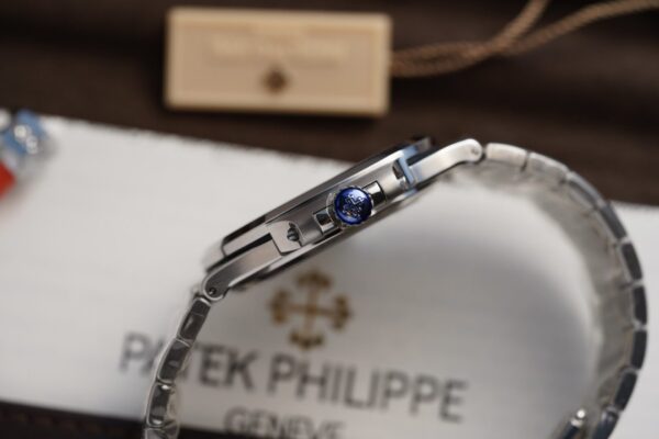 Best Fake Patek Philippe Nautilus 5711 Green Dial Metal Strap Rep 1:1 Watch 3K 40mm - Top Watch - Image 7