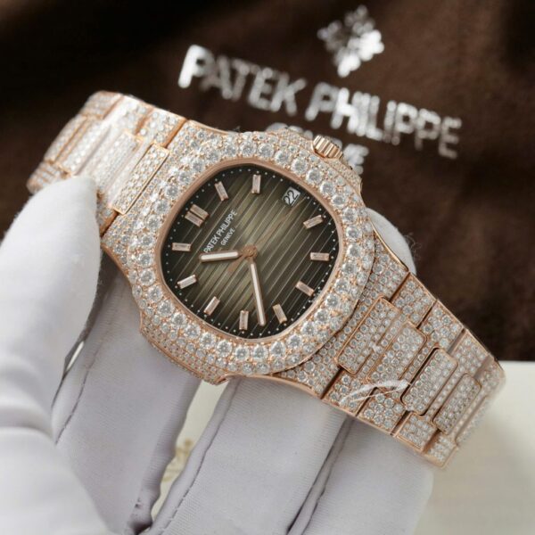 Best Fake Patek Philippe Nautilus 5711 Replica Watch Gold Wrapped + Moissanite Diamonds Hong Kong Custom 40mm - Top Watch - Image 3