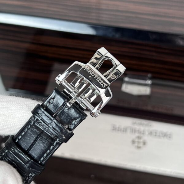 Swiss 1:1 Patek Philippe Nautilus 5711 Replica Watch Men's Leather Strap 3K Factory 40mm - Top Watch - Image 6
