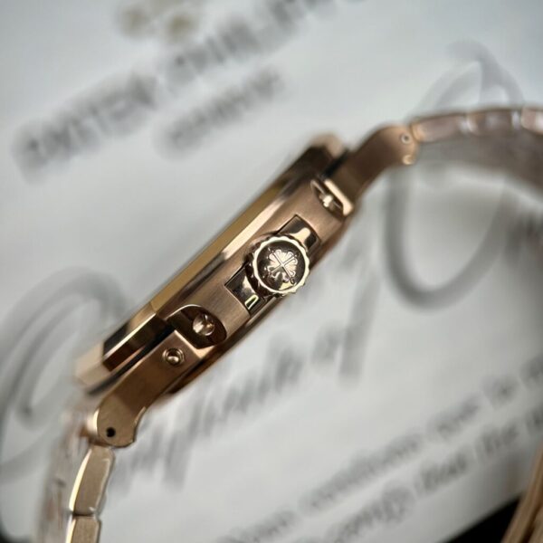 Swiss 1:1 Patek Philippe Nautilus 5712 Chocolate Dial Gold Plated Replica 11 Watch GR 40mm - Top Watch - Image 6